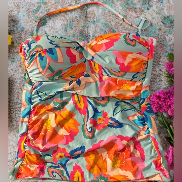 NWT LaBlanca Island Goddess Women’s Tankini Top-Color: MLT Size 8 - Picture 1 of 8